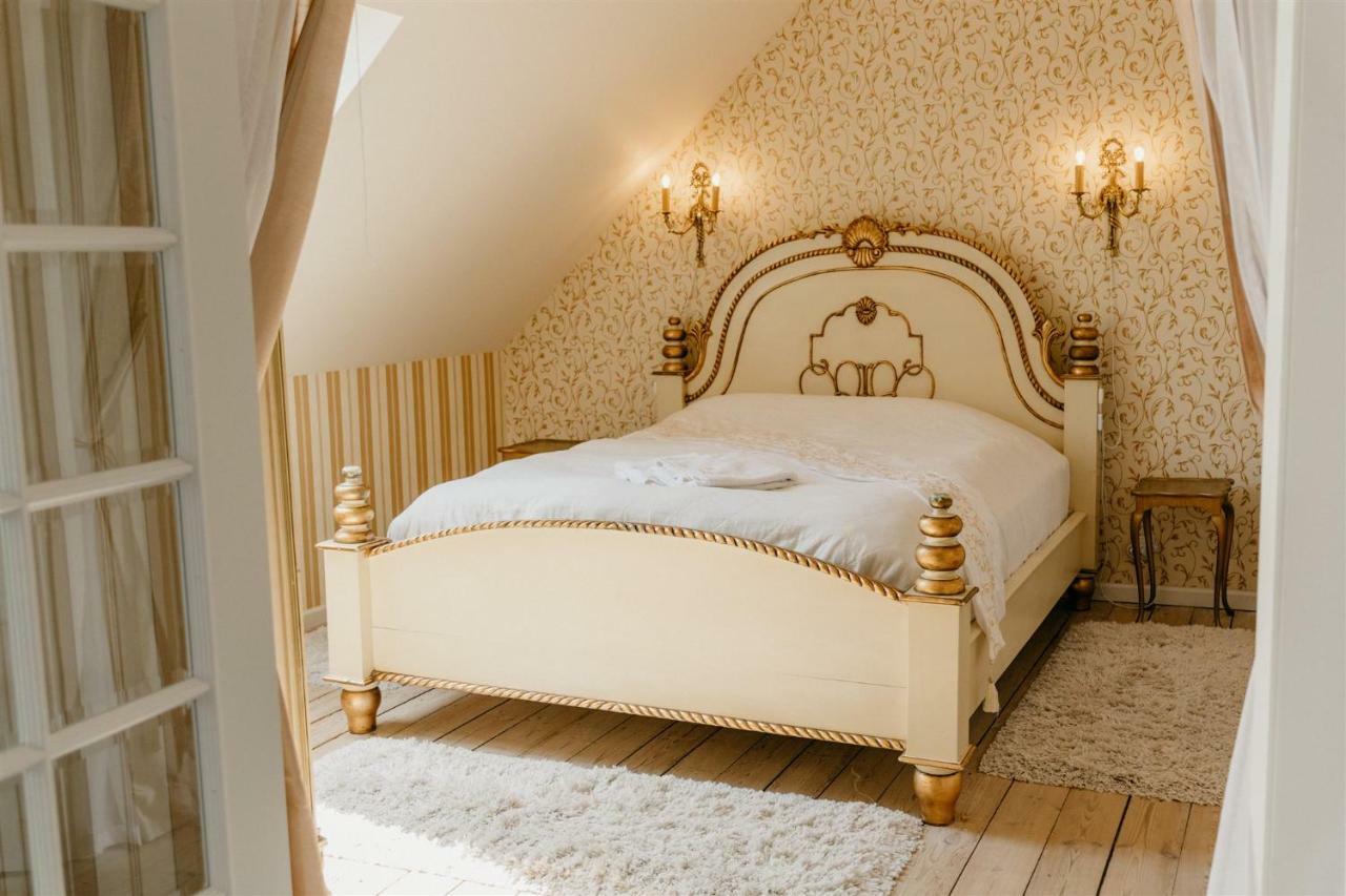Jungshoved Praestegard Bed & Breakfast 3*